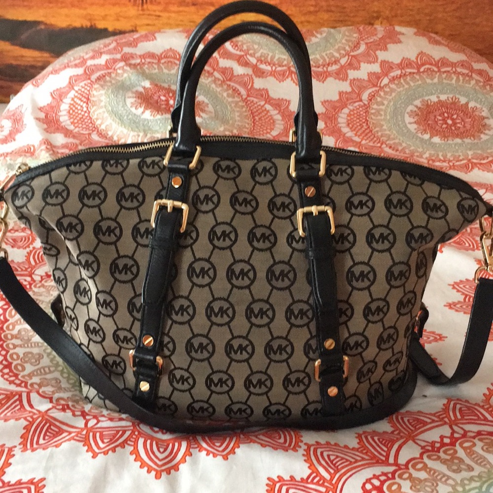 MK MONOGRAM BEDFORD SATCHEL - Picture 2 of 7